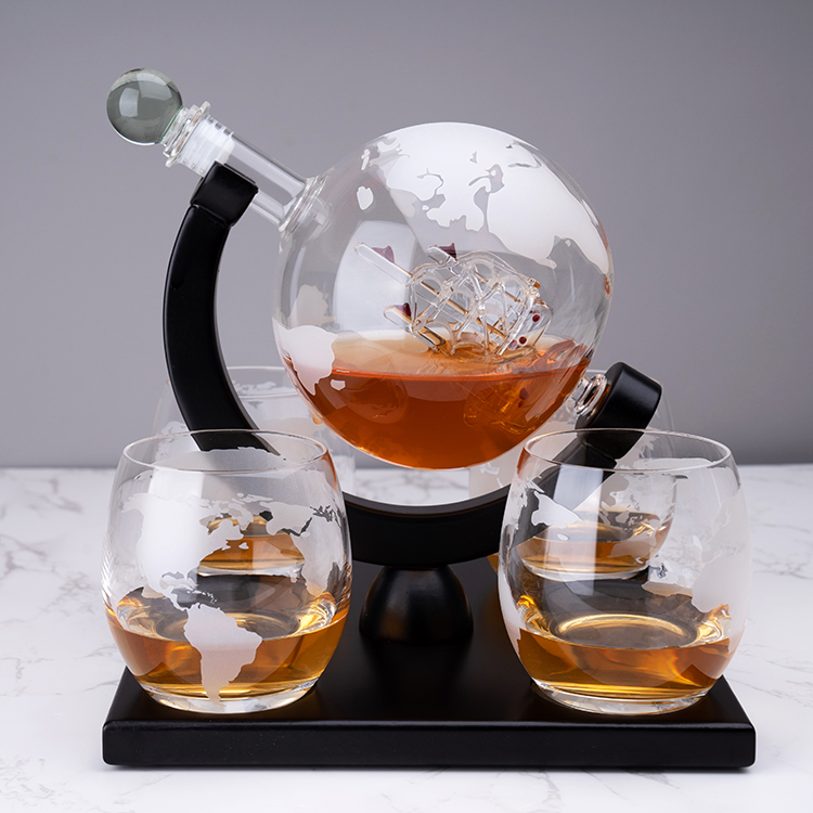 工場販売カスタム 850 ミリリットル高品質グローブ形状ガラ - Decanter Globe Set のレビューと価格