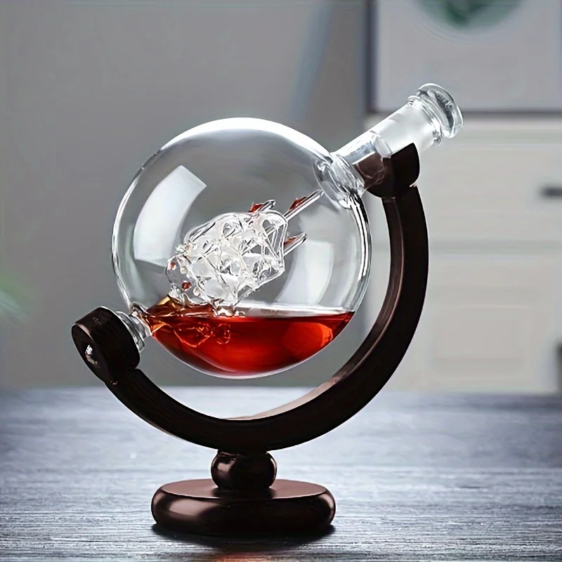 地球儀型のウイスキーデカンタ、ホウケイ酸ガラス製、木製ベース - Decanter Globe Set のレビューと価格