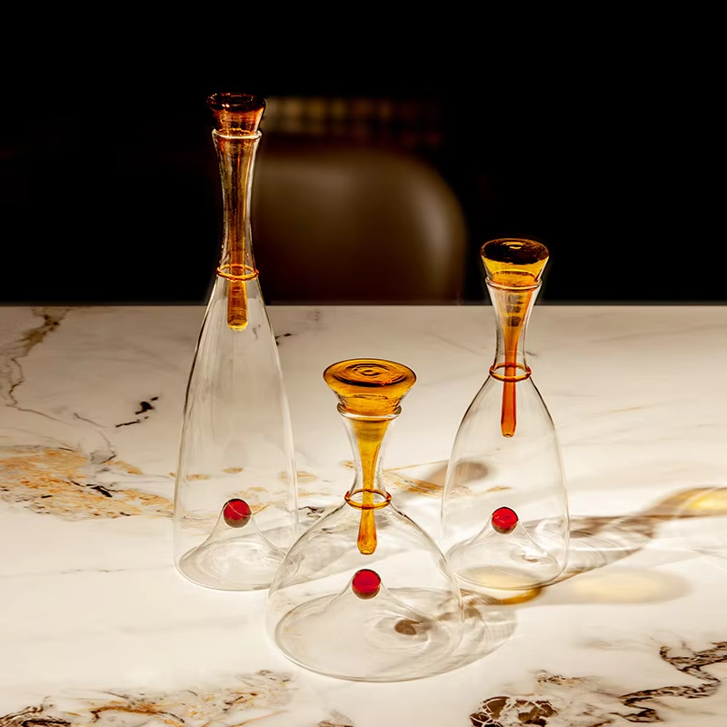 モダンミニマリストガラスデカンター、ホームバーレストラン用、 - Home Bar And Cabinet のレビューと価格