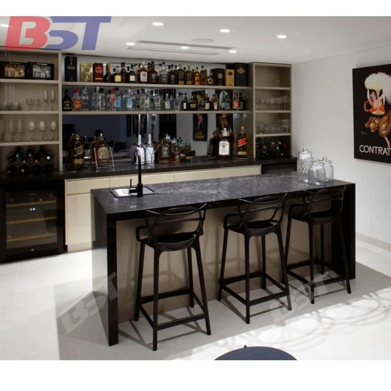 カスタムメイドの新作で人気のあるモダンなキッチンアイランドデ - Home Bar And Counter のレビューと価格